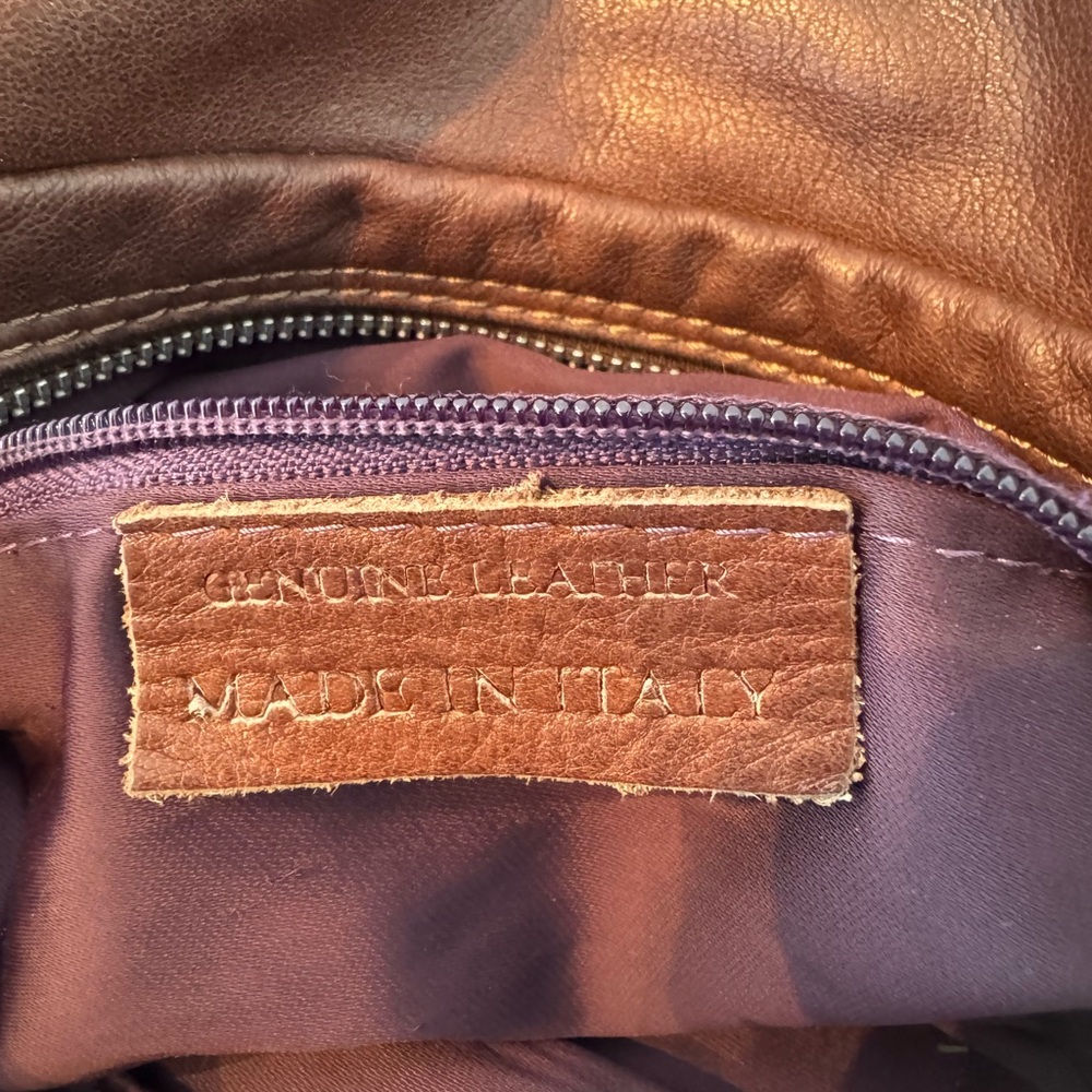 Elegant Brown Leather Handbag - Made in Italy - Picture 2 of 9